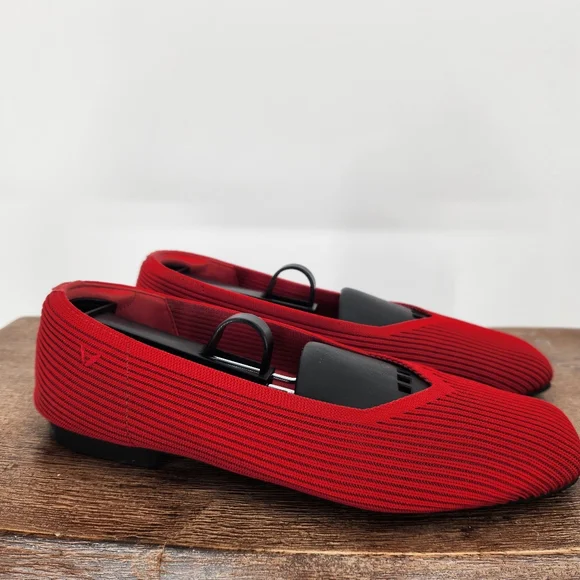 VIVAIA Lightweight Square-Toe V-Cut Flats (Margot Walker) Red size EU/37.5 - Picture 4 of 8